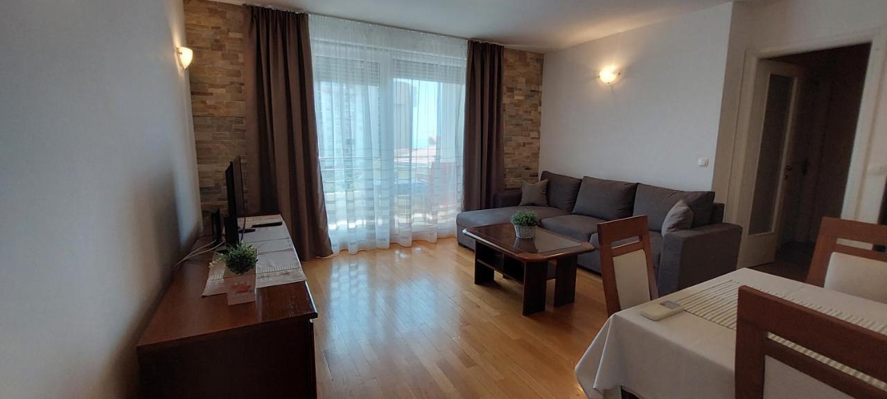 Cozy Apartment With Free Private Parking Split Exterior foto